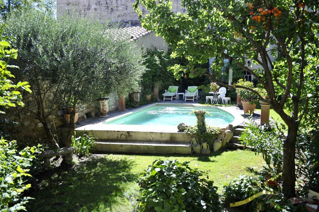 Bed and Breakfast Les Saisons Villeneuve-lès-Avignon Exterior foto