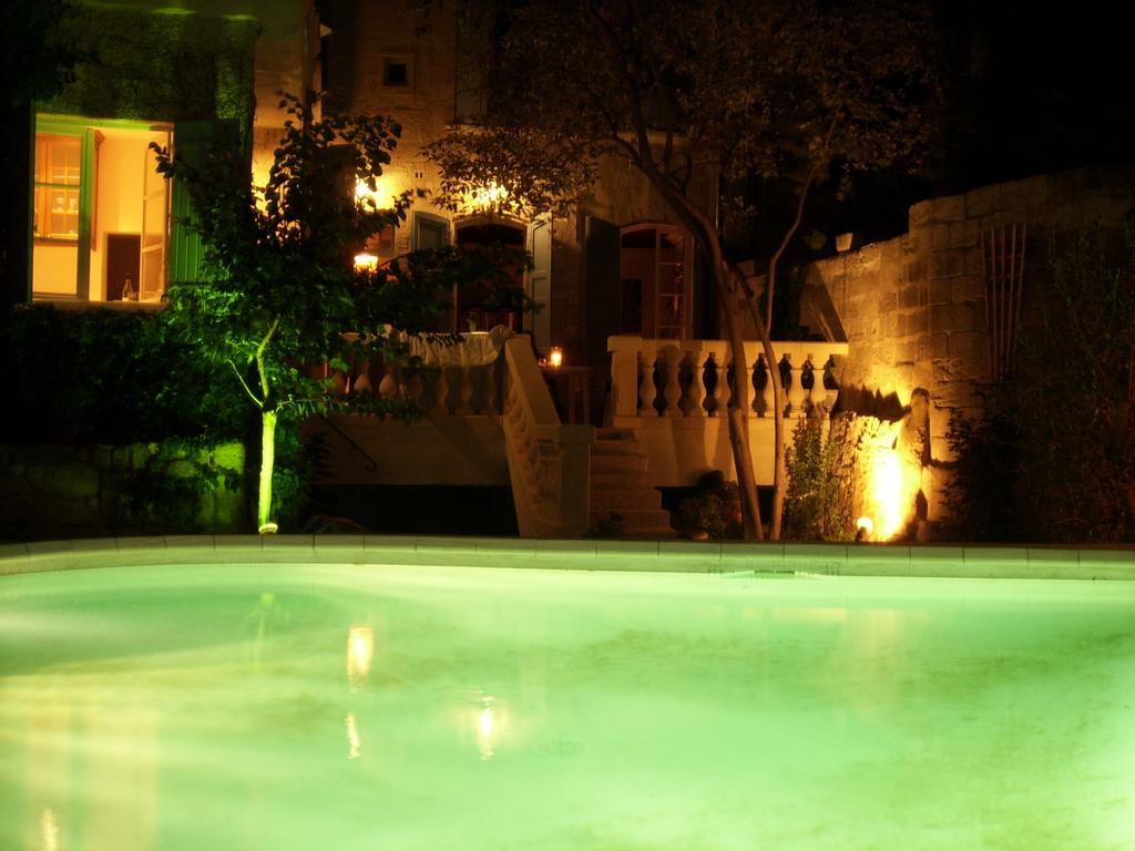 Bed and Breakfast Les Saisons Villeneuve-lès-Avignon Exterior foto
